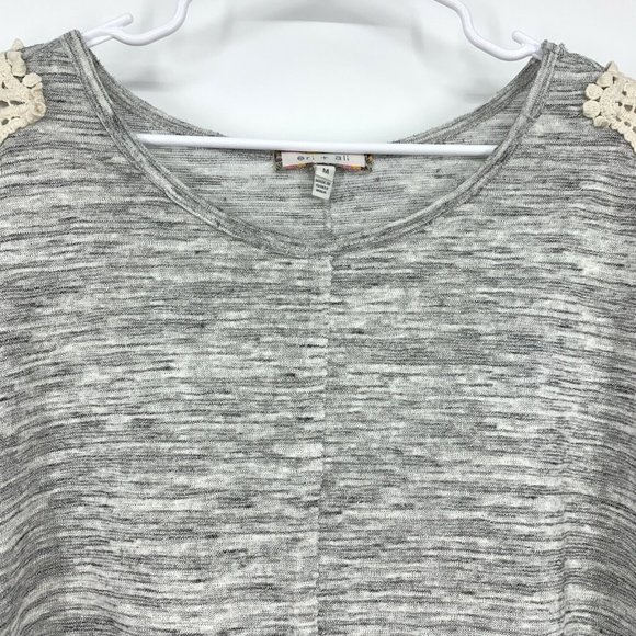 Anthropologie Eri + Ali Top Gray Beige Crochet Split Sleeve - Picture 2 of 9
